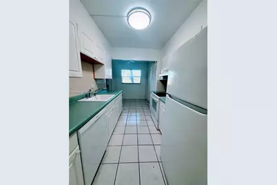 8000 Lagos De Campo Blvd #A-105, Tamarac, FL 33321 - Photo 7