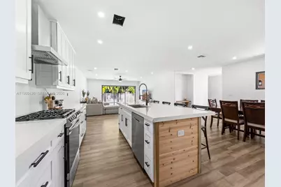 10415 SW 200th St, Cutler Bay, FL 33157 - Photo 7