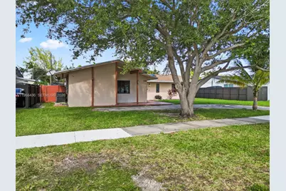 10415 SW 200th St, Cutler Bay, FL 33157 - Photo 39