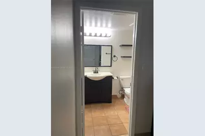 570 S Park Rd #12-6, Hollywood, FL 33021 - Photo 47