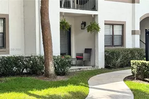 570 S Park Rd, Hollywood, FL 33021 - Photo 23