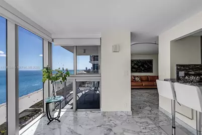 2655 Collins Ave #2211, Miami Beach, FL 33140 - Photo 15