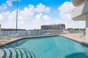 6830 Indian Creek Dr, Miami Beach, FL 33141 - Photo 9