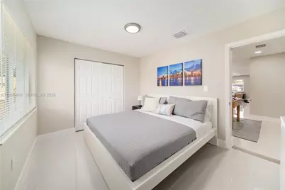 1185 NE 111th St, Miami, FL 33161 - Photo 17