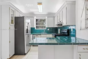 761 E 45th St, Hialeah, FL 33013 - Photo 15