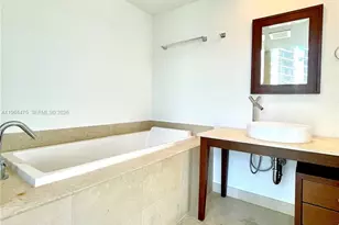 495 Brickell Ave, Miami, FL 33131 - Photo 21