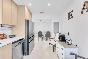 231 NE 45th St, Miami, FL 33137 - Photo 17