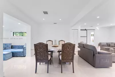 231 NE 45th St #231, Miami, FL 33137 - Photo 19