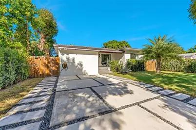 231 NE 45th St #231, Miami, FL 33137 - Photo 3