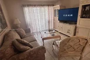 7030 NW 179th St, Hialeah, FL 33015 - Photo 19