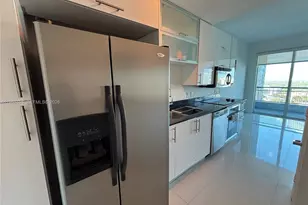 60 SW 13th St, Miami, FL 33131 - Photo 5