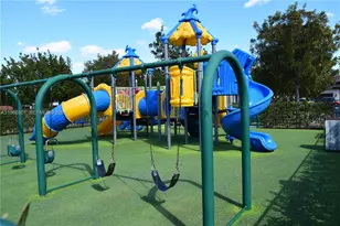 195 SE 24th Ave, Homestead, FL 33033 - Photo 7