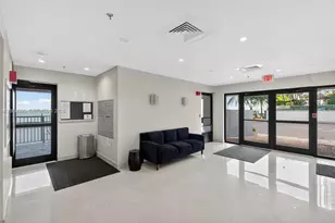 555 NE 30th St, Miami, FL 33137 - Photo 39