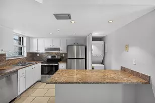 555 NE 30th St, Miami, FL 33137 - Photo 5