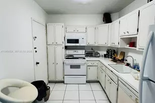 500 Bayview Dr, Sunny Isles Beach, FL 33160 - Photo 3