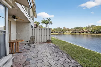 9080 Vineyard Lake Dr, Plantation, FL 33324 - Photo 41