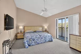 9080 Vineyard Lake Dr, Plantation, FL 33324 - Photo 21