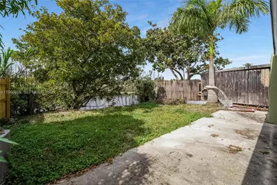 [Address not provided], Miami Gardens, FL 33169 - Photo 25