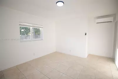 831 NW 1st Ave #4, Fort Lauderdale, FL 33311 - Photo 5