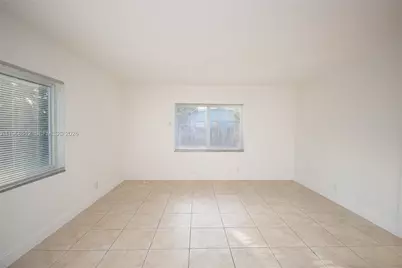 831 NW 1st Ave #4, Fort Lauderdale, FL 33311 - Photo 7