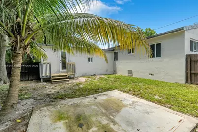 130 NE 169 Ter, North Miami Beach, FL 33162 - Photo 23