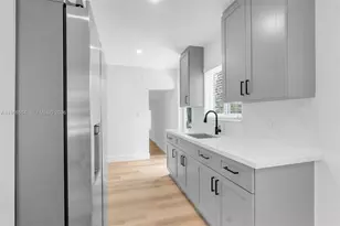 130 NE 169th Terrace, North Miami Beach, FL 33162 - Photo 9