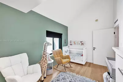 1977 S Oak Haven Cir, Miami, FL 33179 - Photo 33