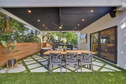 1977 S Oak Haven Cir, Miami, FL 33179 - Photo 73