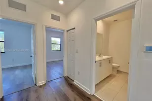 3354 W 100th Terrace, Hialeah, FL 33018 - Photo 25