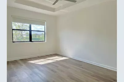 3354 W 100th Ter #3354, Hialeah, FL 33018 - Photo 17