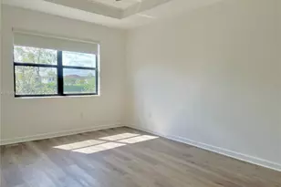 3354 W 100th Terrace, Hialeah, FL 33018 - Photo 17