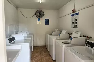 7368 SW 82nd St, Miami, FL 33143 - Photo 23