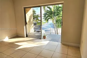 7368 SW 82nd St, Miami, FL 33143 - Photo 11