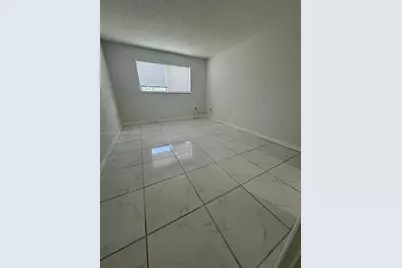 8135 Sunrise Lakes Blvd #205, Sunrise, FL 33322 - Photo 9