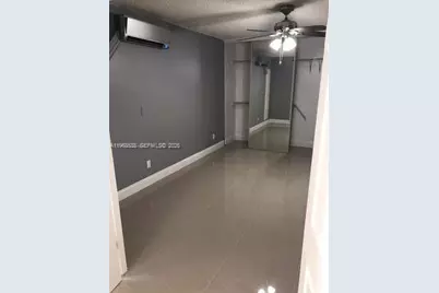 637 Executive Center Dr #N107, West Palm Beach, FL 33401 - Photo 5