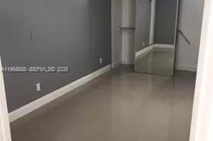 637 Executive Center Dr, West Palm Beach, FL 33401 - Photo 5