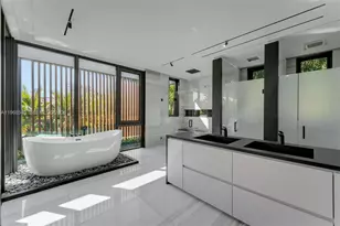 6450 SW 82nd St, Miami, FL 33143 - Photo 13