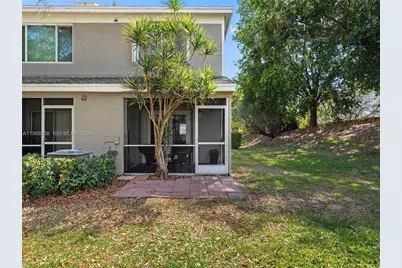 11051 Sand Piper Ct, Tamarac, FL 33321 - Photo 49