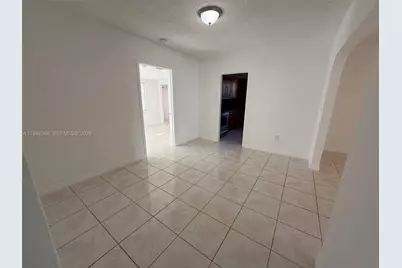 156 NE 77th St #/, Miami, FL 33138 - Photo 9