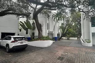 2950 Jackson Ave, Miami, FL 33133 - Photo 3