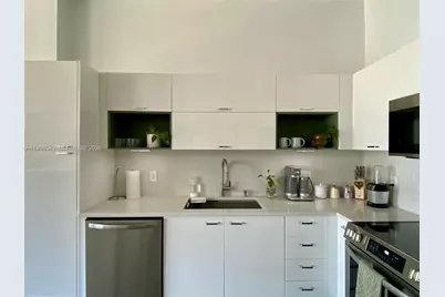 133 NE 2nd Ave #1507, Miami, FL 33132 - Photo 3