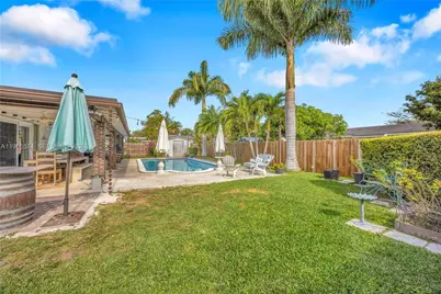 18525 SW 90th Ct, Cutler Bay, FL 33157 - Photo 31