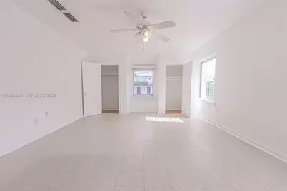528 SW 21st Ave, Miami, FL 33135 - Photo 23