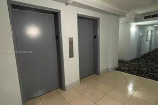 401 69th St, Miami Beach, FL 33141 - Photo 15