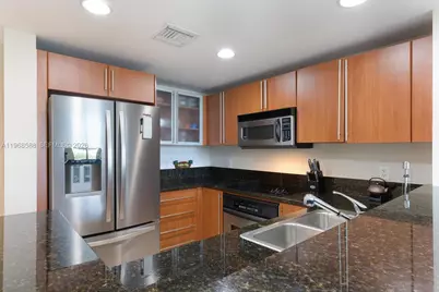 610 Clematis St #406, West Palm Beach, FL 33401 - Photo 9