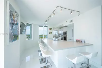 5900 Collins Ave #1401, Miami Beach, FL 33140 - Photo 1