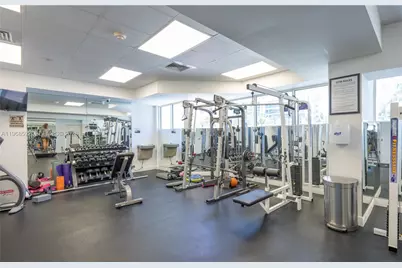 5900 Collins Ave #1401, Miami Beach, FL 33140 - Photo 47