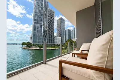 300 Biscayne Blvd Way #303, Miami, FL 33131 - Photo 5