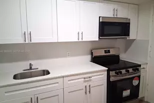 16801 NE 14th Ave, Miami, FL 33162 - Photo 9