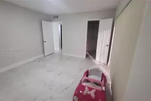 5425 SW 77th Ct, Miami, FL 33155 - Photo 15